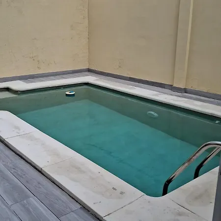 Selva House Sevilla * Coria Del Rio